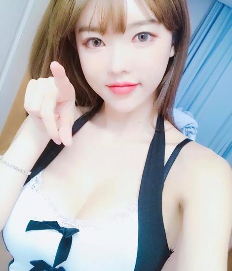 春宫文学作家索拉左拉在线观看