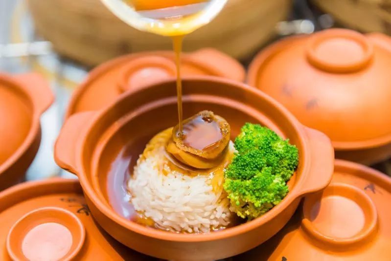 丰满肥胖的日本肥婆 肥胖常被等同于不健康