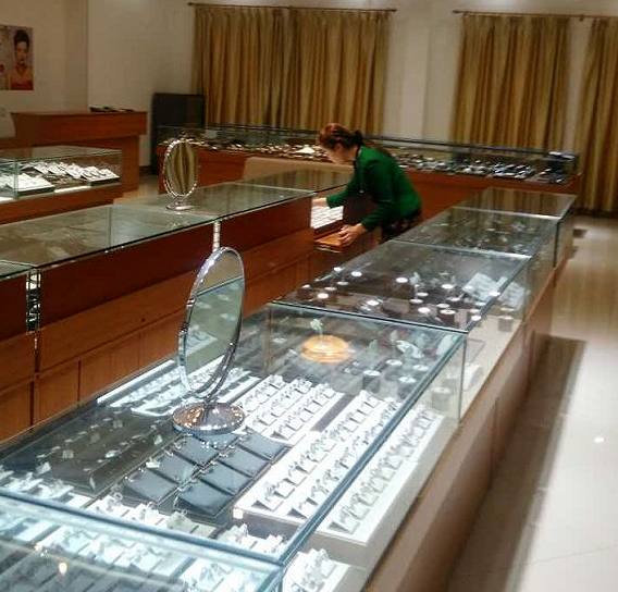 国产精品乱人伦AV网站